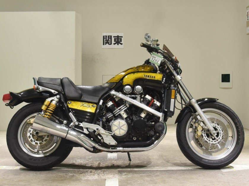 Yamaha Vmax 1200