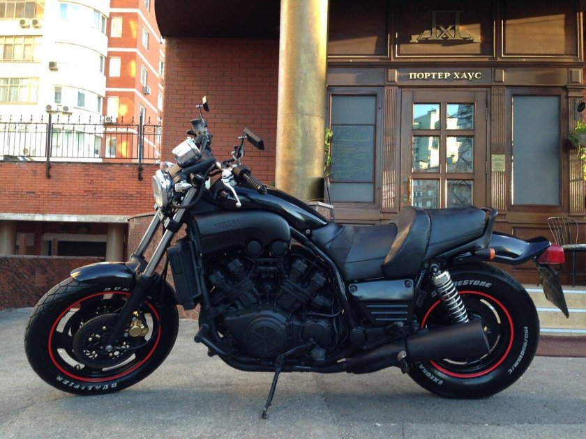 Yamaha v-Max 1200