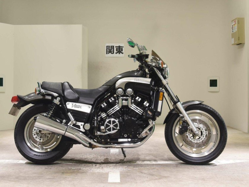 Yamaha v-Max 1200