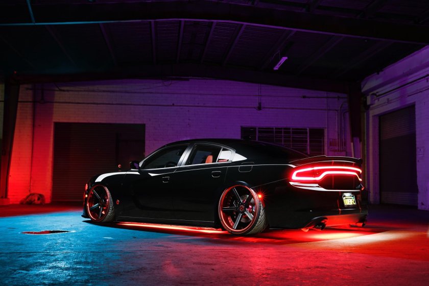 Додж Чарджер