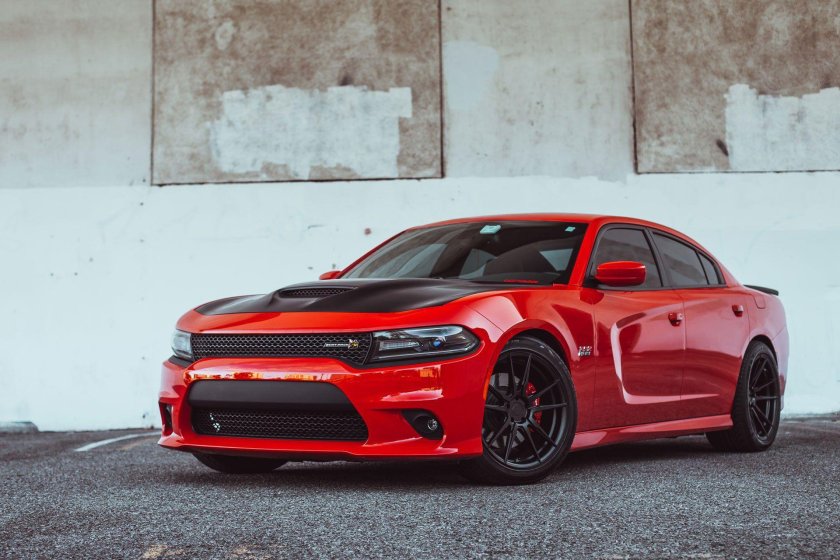 Dodge Charger srt Hellcat