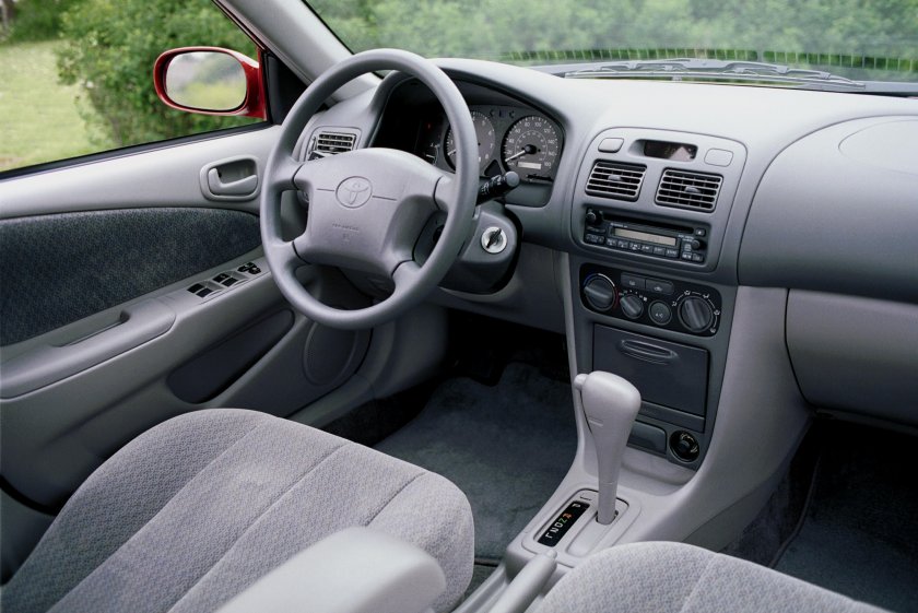 Toyota Corolla e110 2000