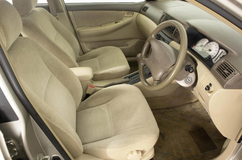 Тойота королла 2002 салон