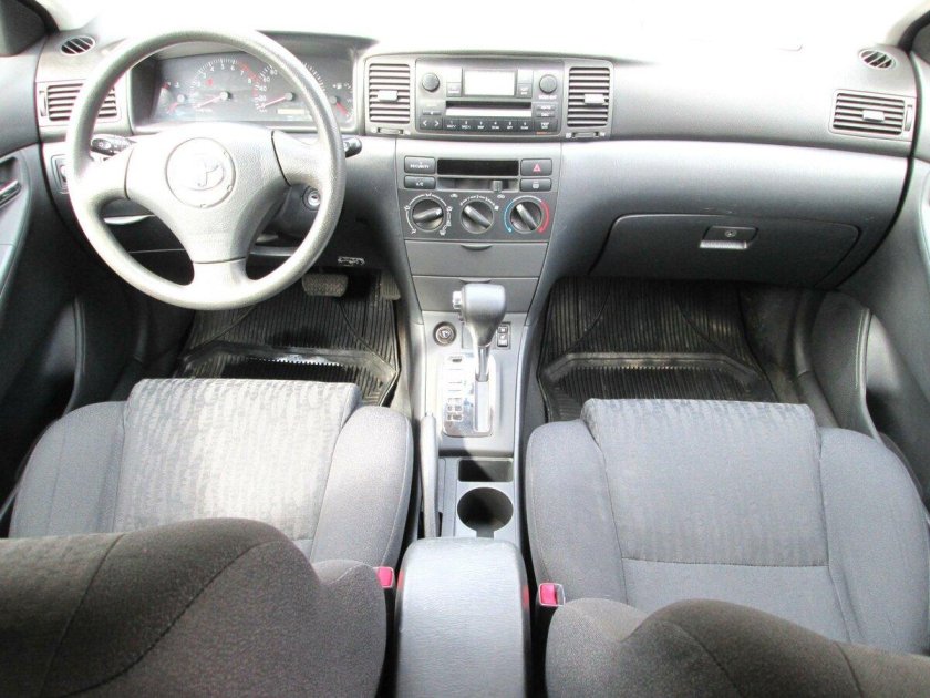 Corolla e120 салон