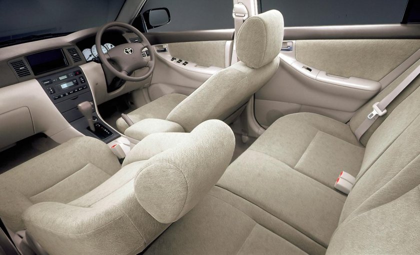 Corolla Fielder 2001 салон