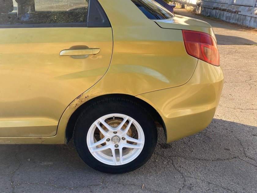 Chery золотой