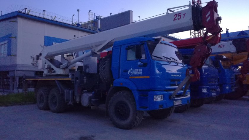 Автокран галичанин 25 тонн