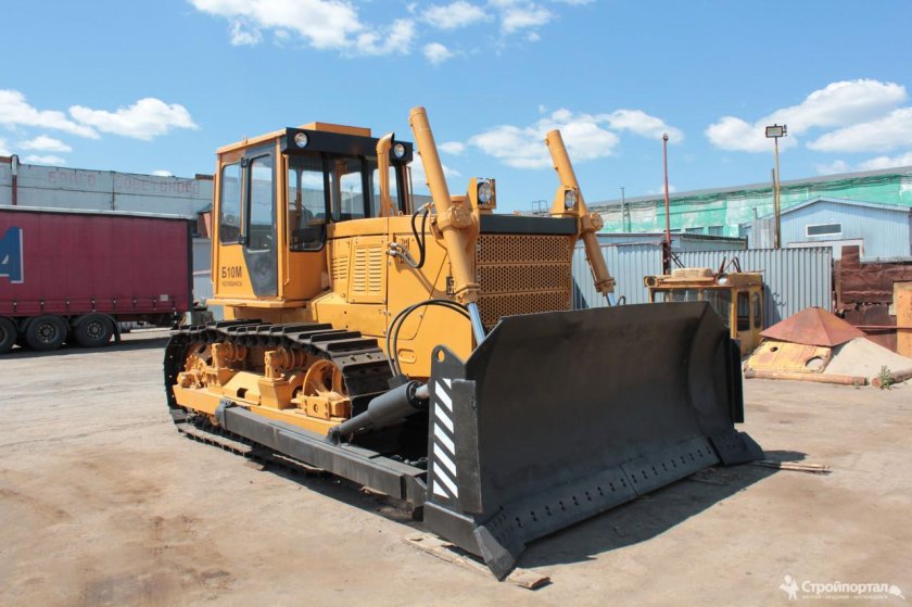 Бульдозер ЧТЗ б10м