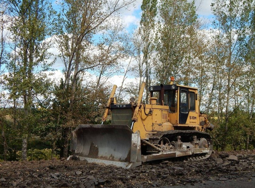 Бульдозер ЧТЗ б10м