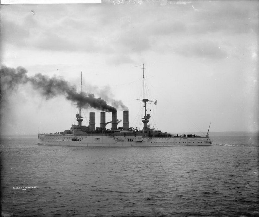 Броненосный крейсер Шарнхорст