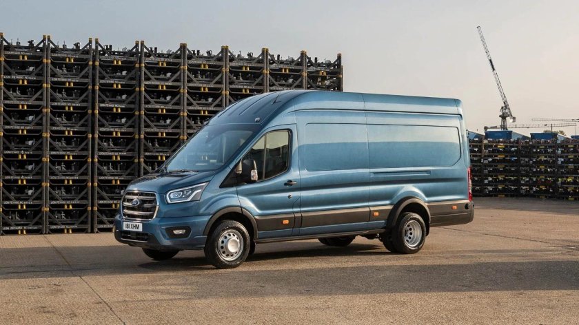Ford Transit 2021
