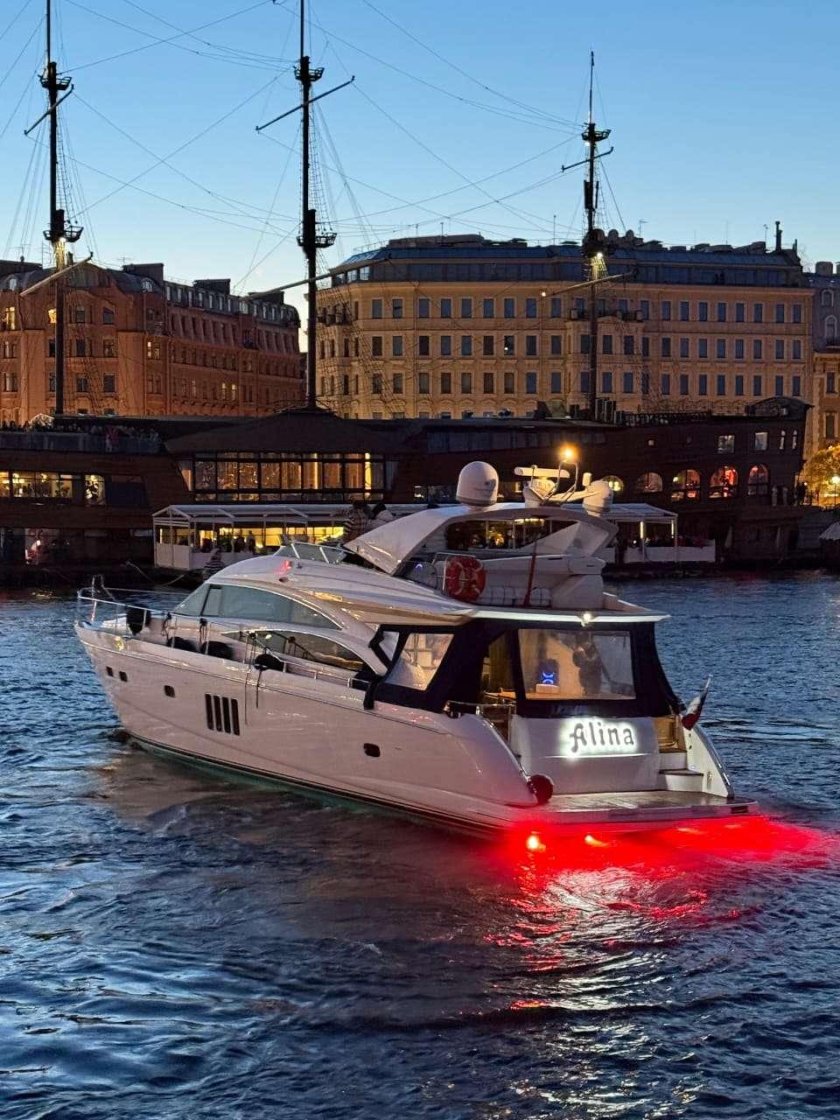 Яхты в санкт-петербурге