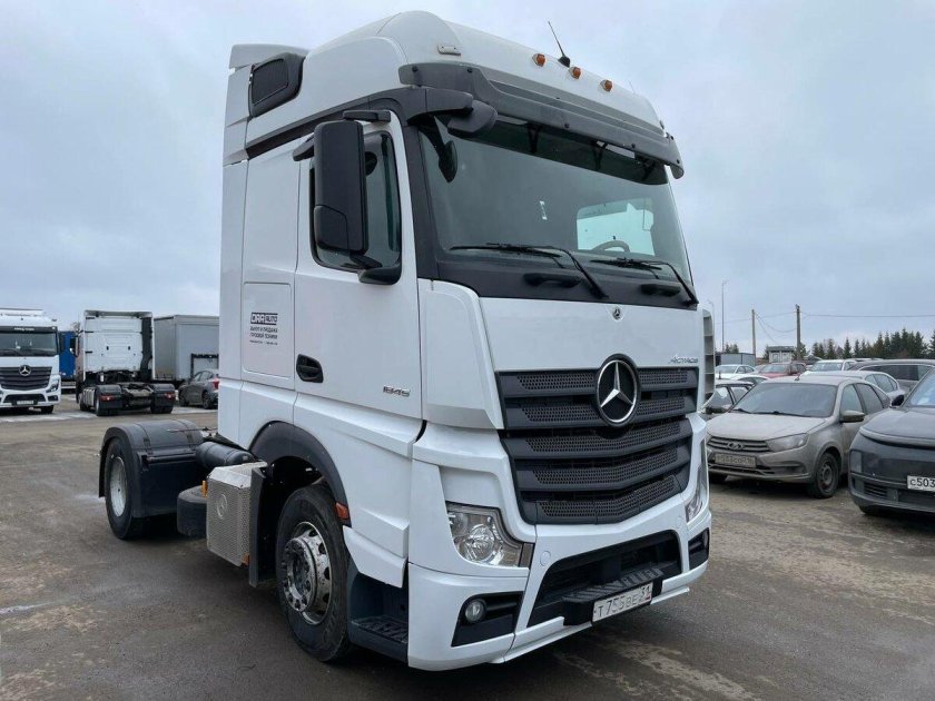 Mercedes benz actros 1845 ls