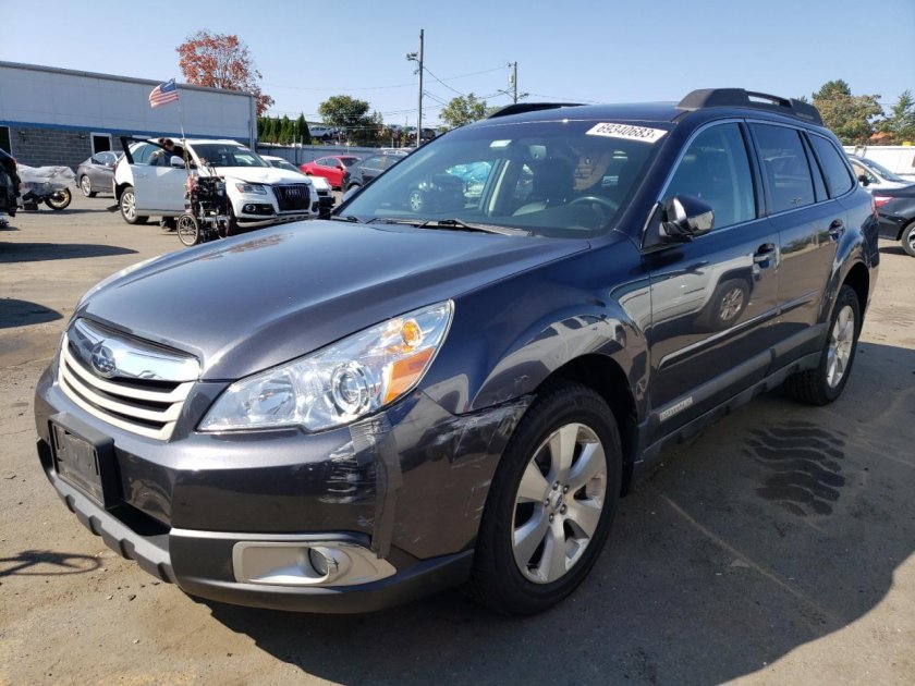 Subaru Outback 2012 г.