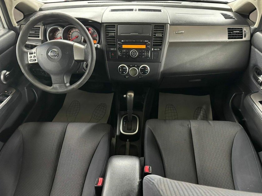 Nissan tiida 2008