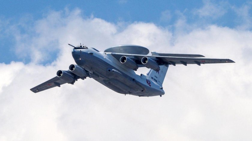 А 50 самолет разведчик