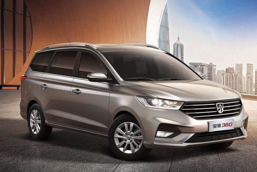 Китайский минивэн Baojun 730