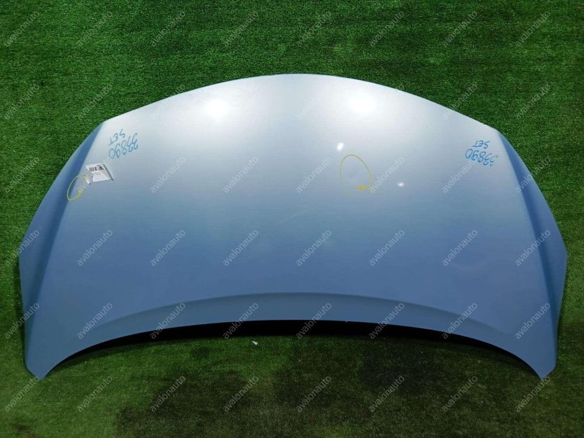 Голубой капот