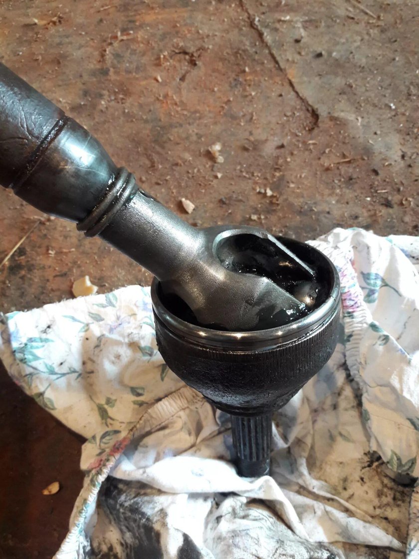 Наружная граната Рено Логан 1