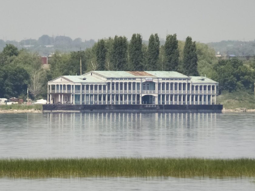 Речной порт Волгоград дебаркадер