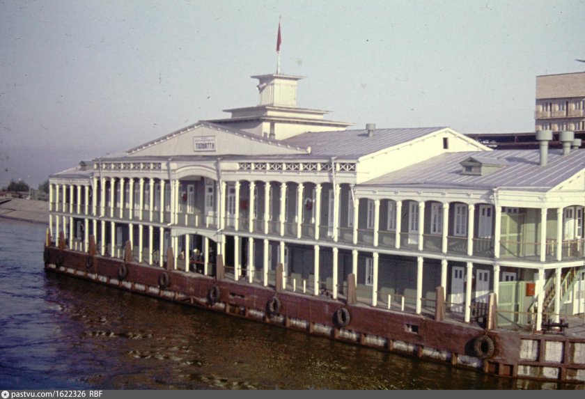 Южный Речной вокзал дебаркадер 1972