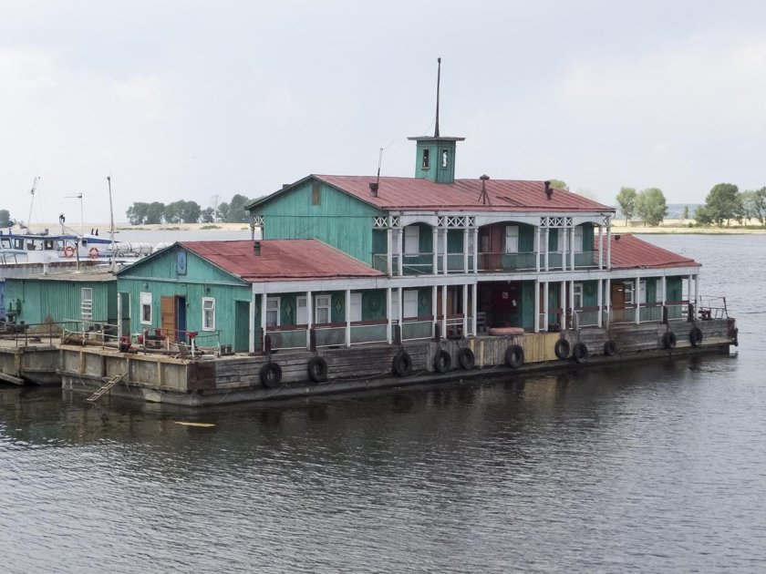 Плавучая Пристань дебаркадер