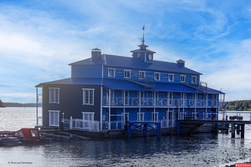 Отель островский причал кострома