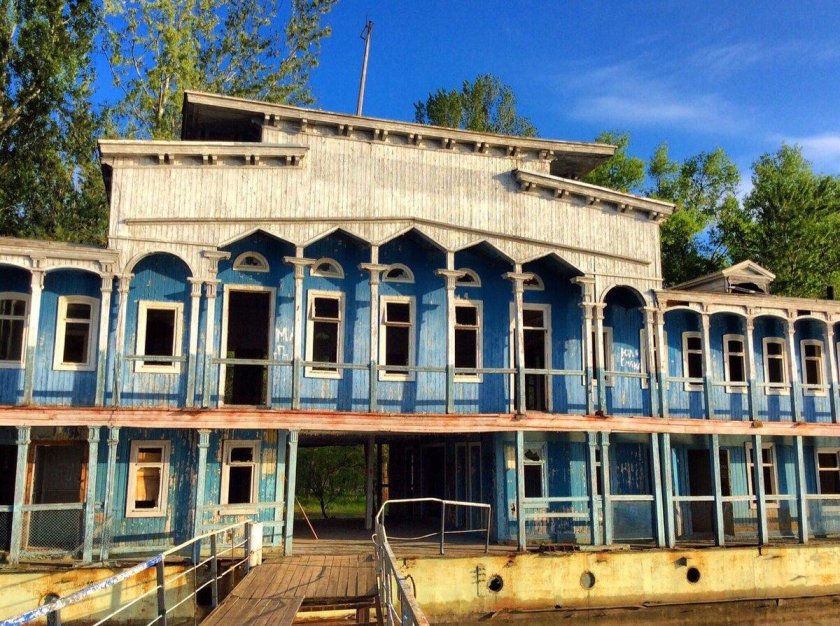 Дебаркадер зеленый остров ростов