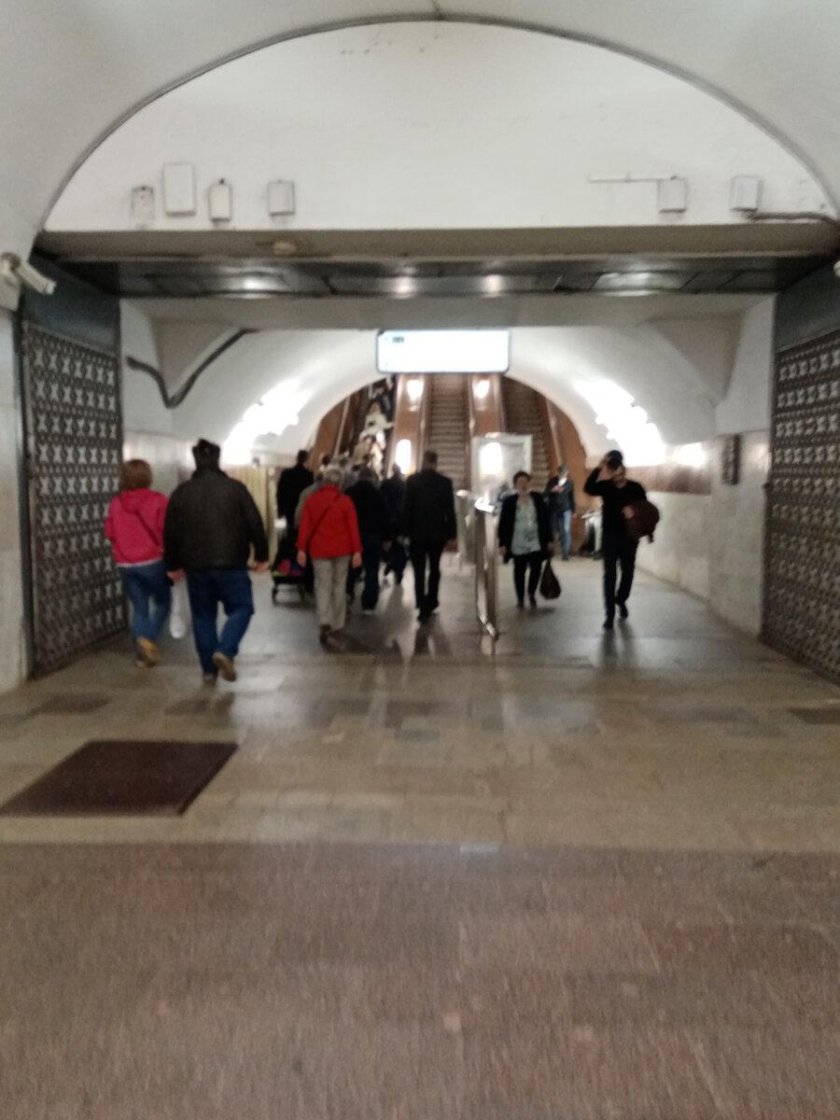 Станция добрынинская москва