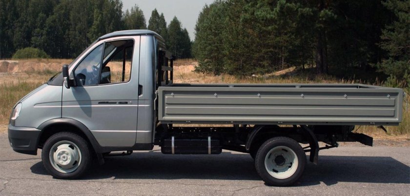 ГАЗ 3302 Газель грузовая бортовая