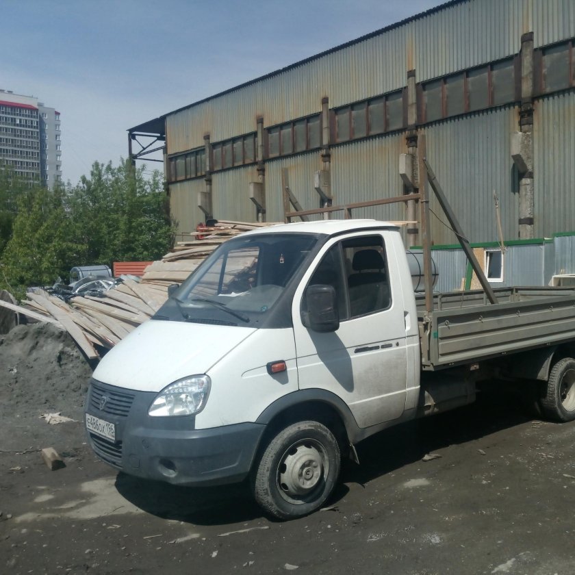 Газель 3302 бортовая с Катюшей