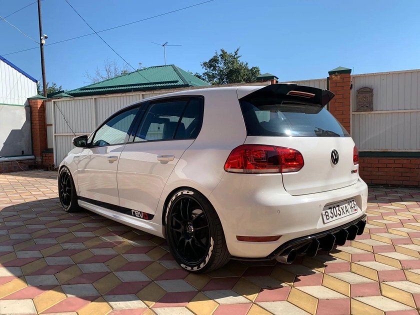 Спойлер Golf 6