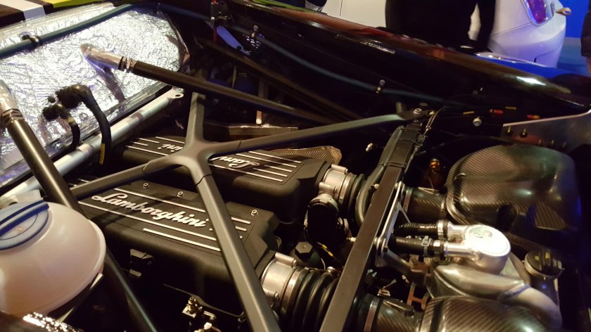 Двигатель Ламборгини v10