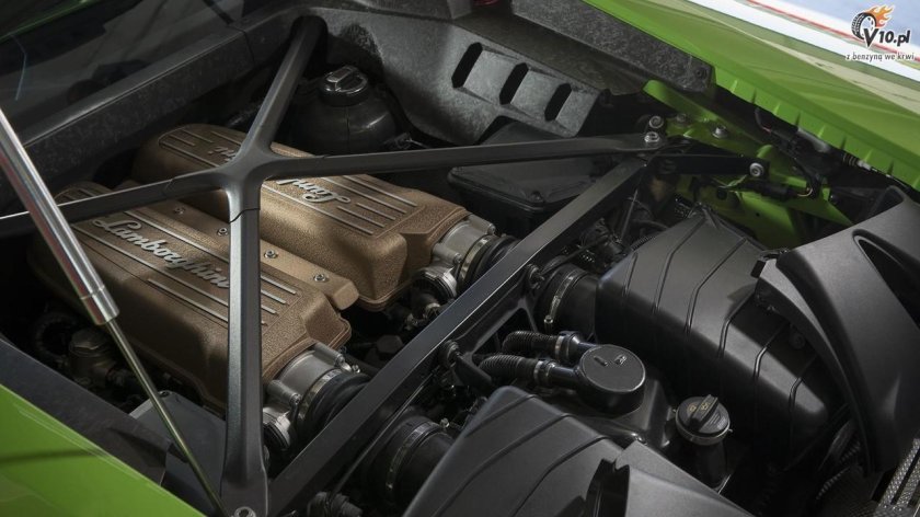 Ламборгини Уракан двигатель