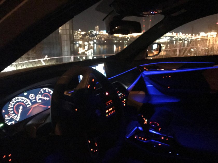 BMW g30 салон ночью