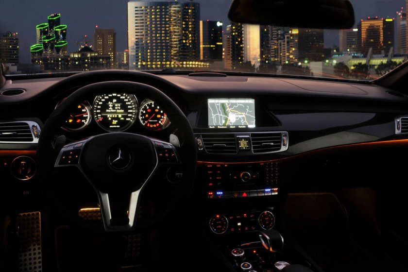 Мерседес ЦЛС 63 АМГ салон