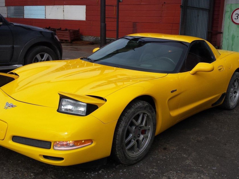 Chevrolet corvette 2003