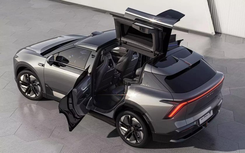 Автомобиль hiphi