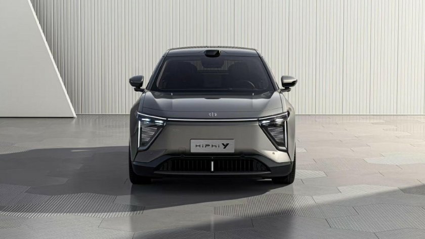 Китайский электромобиль hiphi