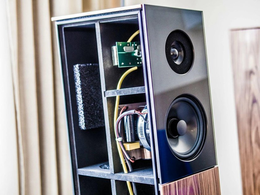 Колонка напольная