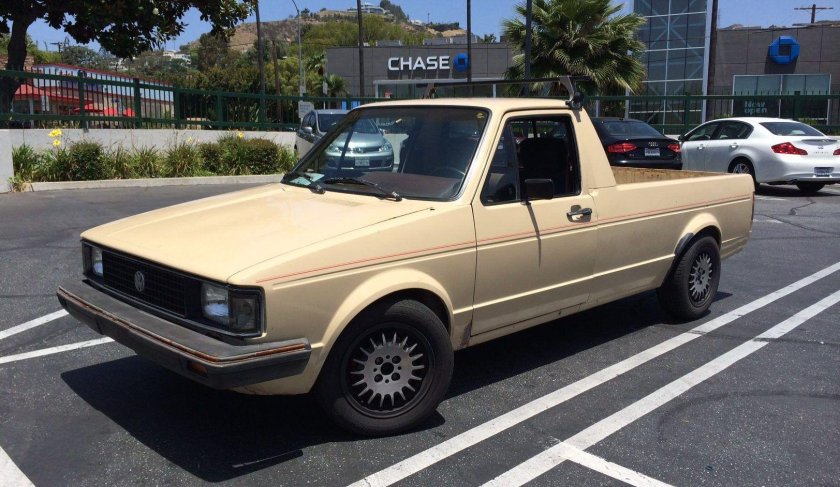 VW Caddy Pickup.