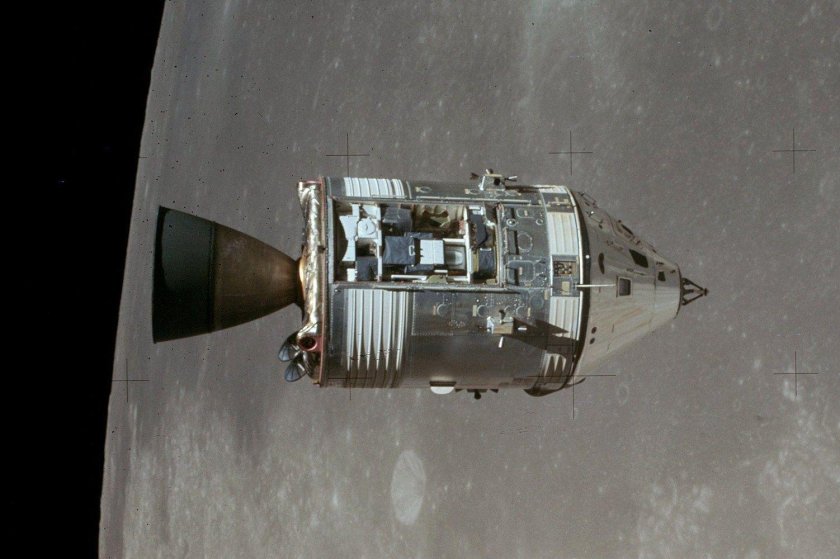 Аполлон космический корабль