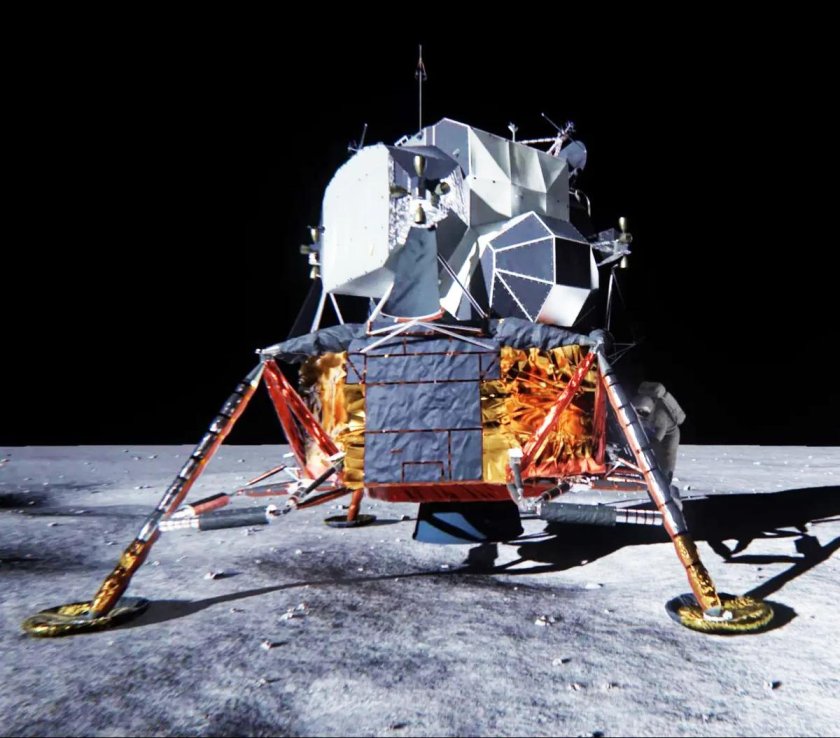 Космический корабль Аполлон 11 на Луне