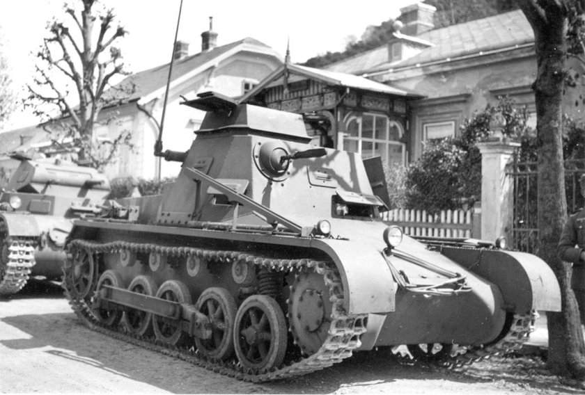 Легкий танк PZ Kpfw i (SD KFZ 101)