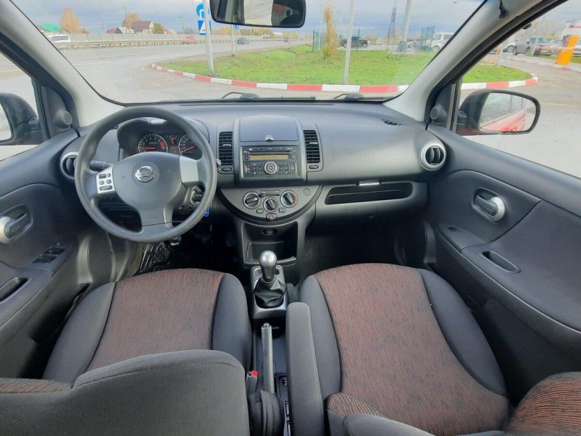 Nissan note 2008 салон