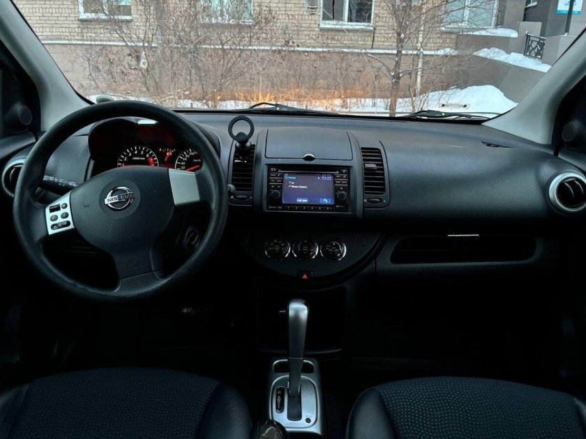 Ниссан ноте 2008 салон