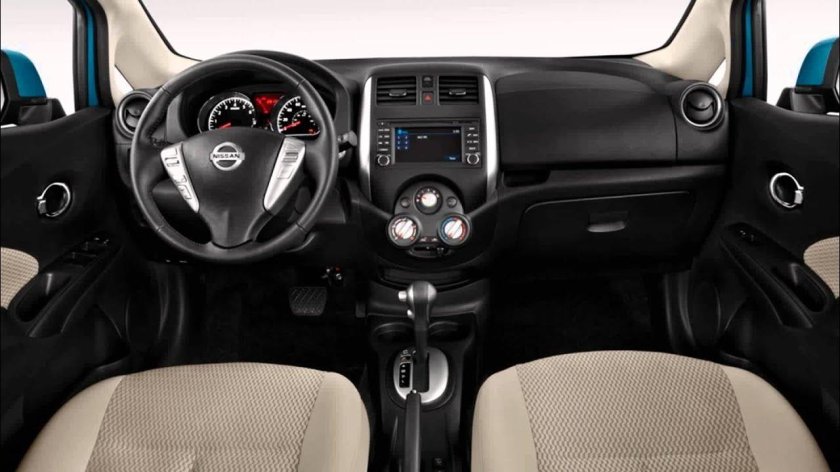 Nissan Note 2015 салон