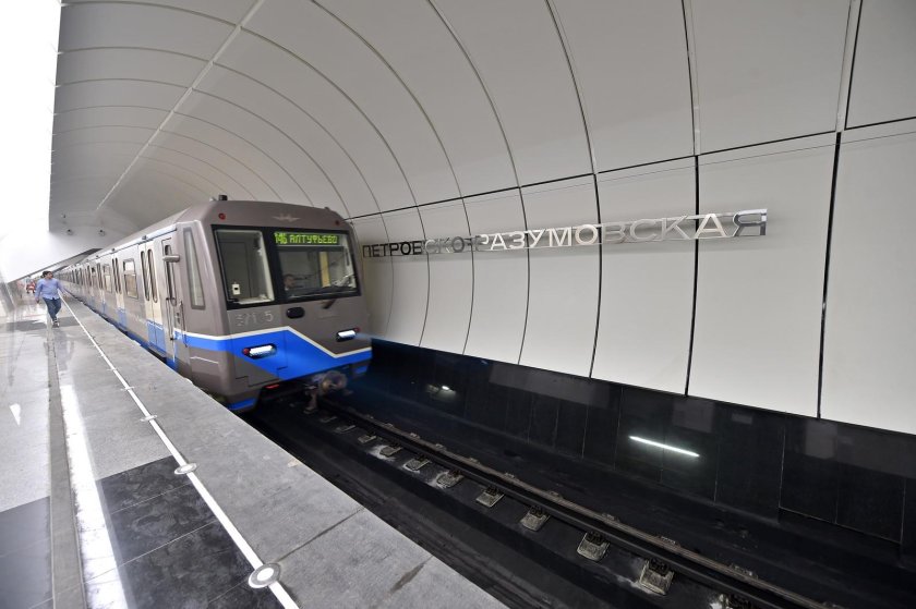 Станция метро петровско разумовская