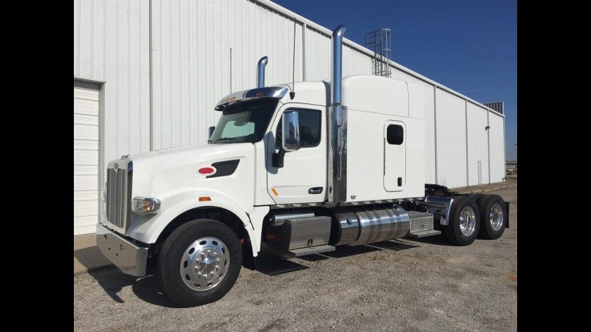 Петербилт 567