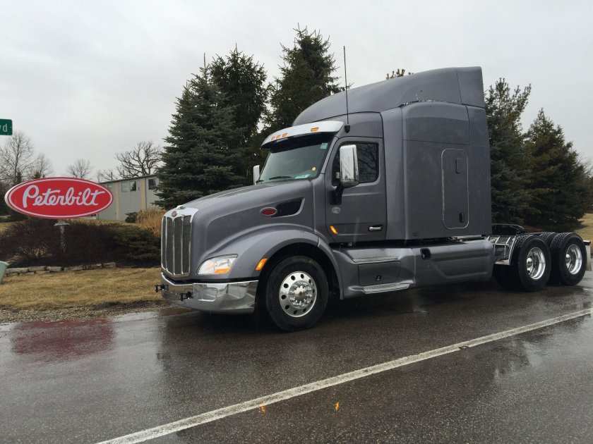 Петербилт 388